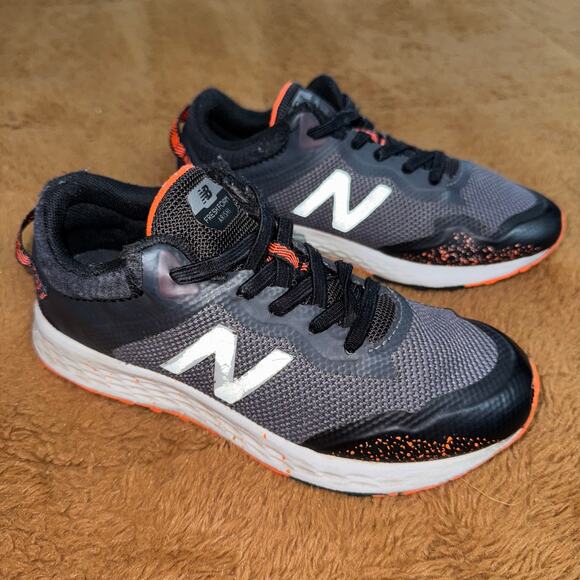 New Balance Other - New Balance Fresh Foam Arishi v3 Youth Running Shoes (Size 1Y) – Black/Orange